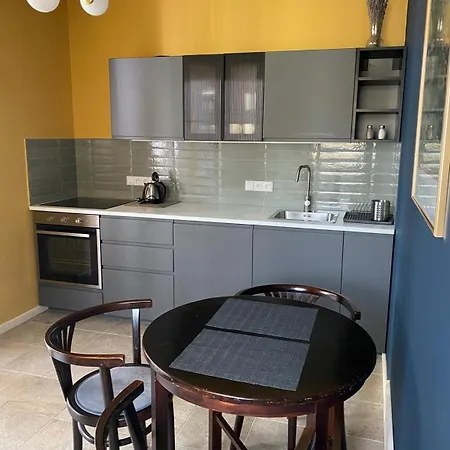 Pod Hradbami Apartment