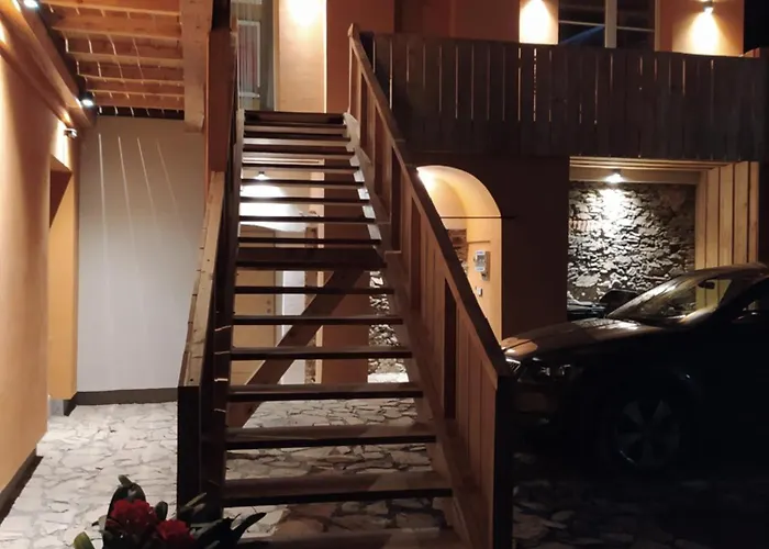 Pod Hradbami Apartman *